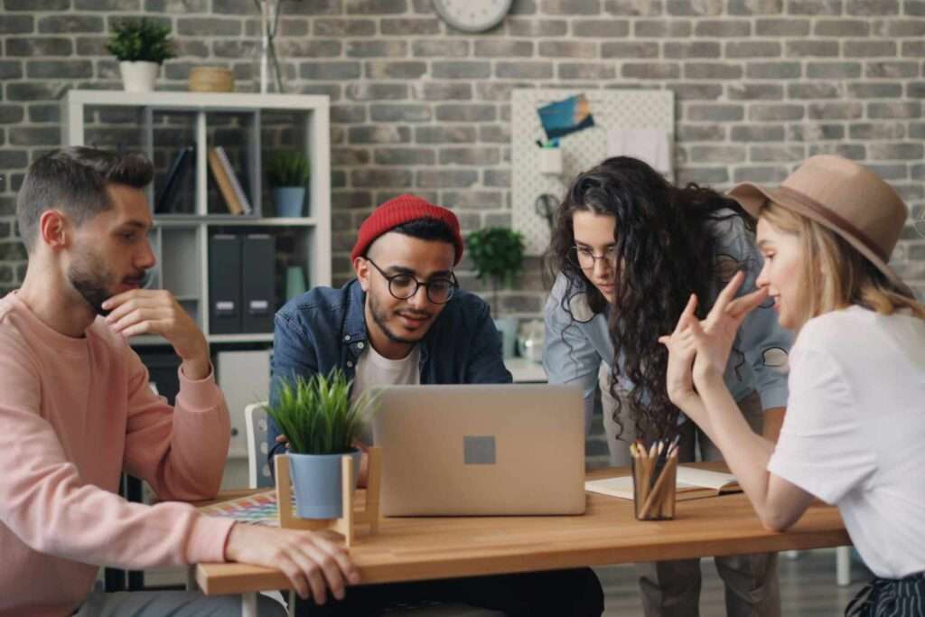 Foto von Vitaly Gariev auf Unsplash